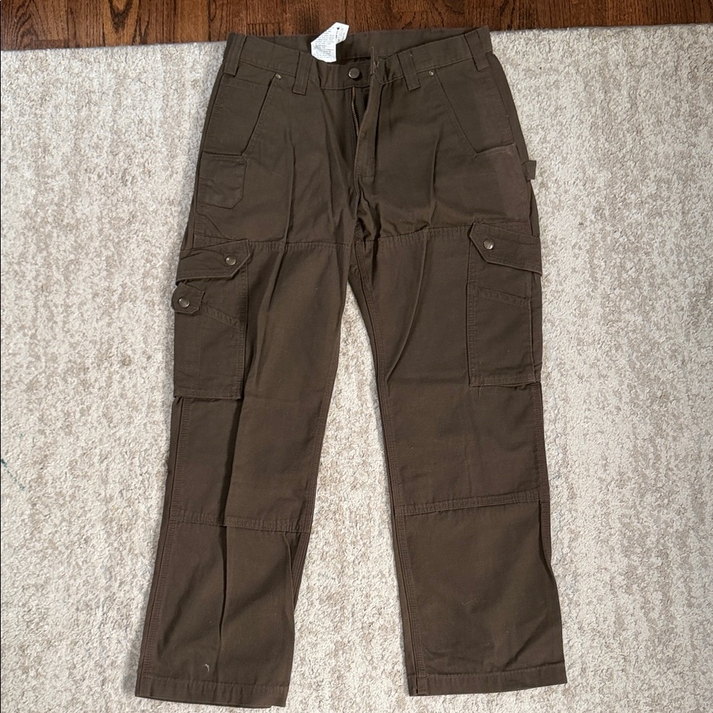 Men's Carhartt Relaxed Fit Double Front Cargo Pants

Size 33 x 30
NWOT